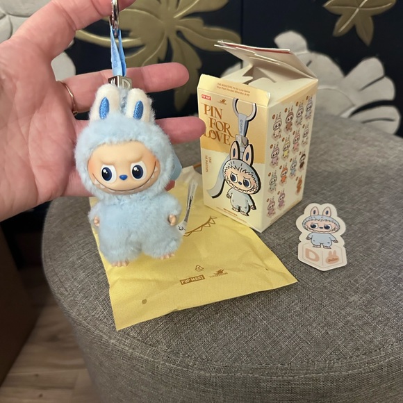 Labubu Accessories - Pin for Love Labubu “D” keychain